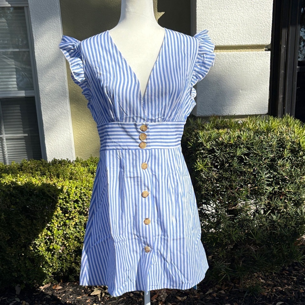 Cupshe Blue Striped V-Neck Flutter Sleeve Mini Dress NWT - Picture 4 of 13